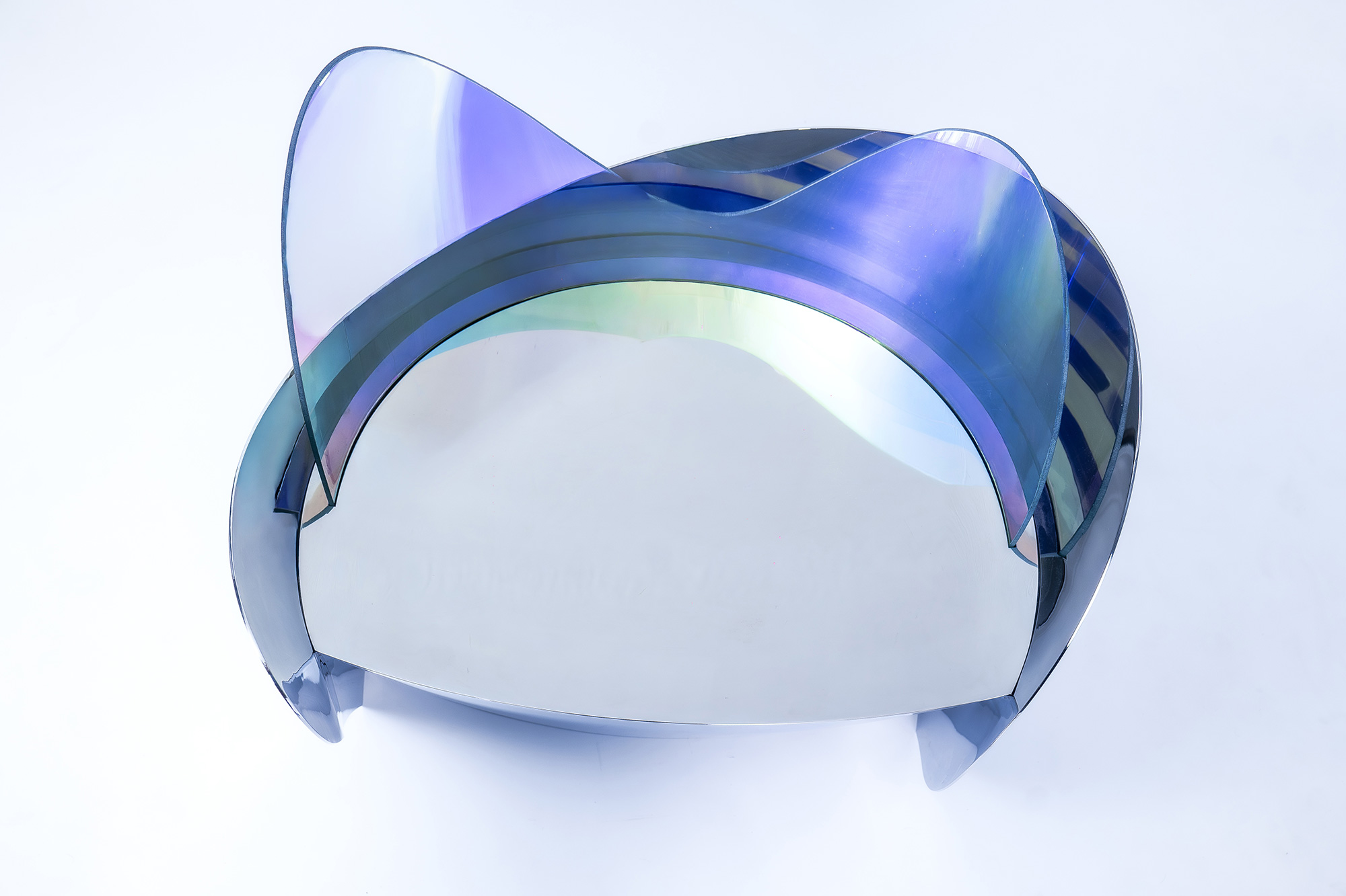 Polished steel base reflecting cool chromatic hues – A01