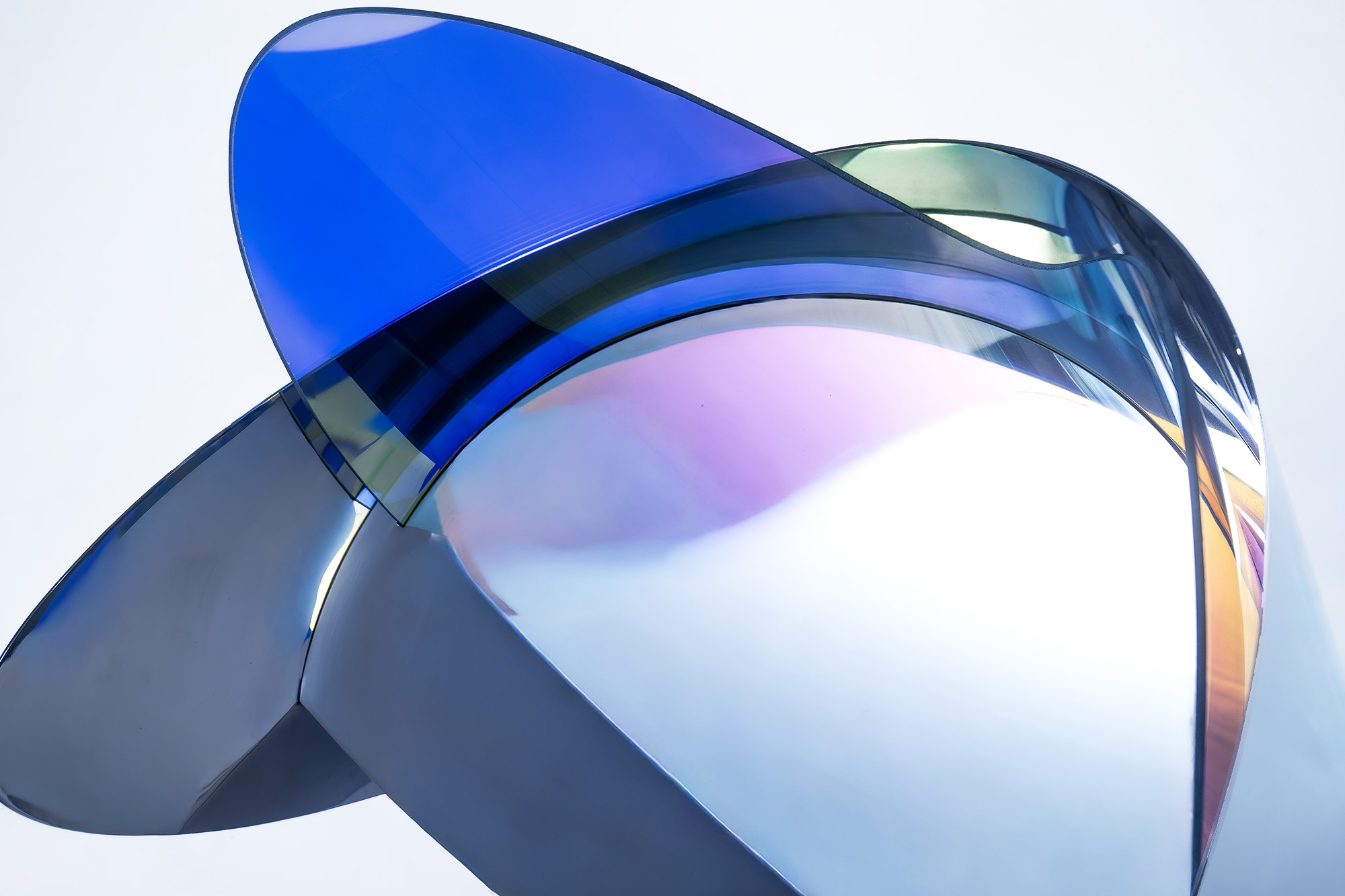 Sculptural collectible armchair – A01